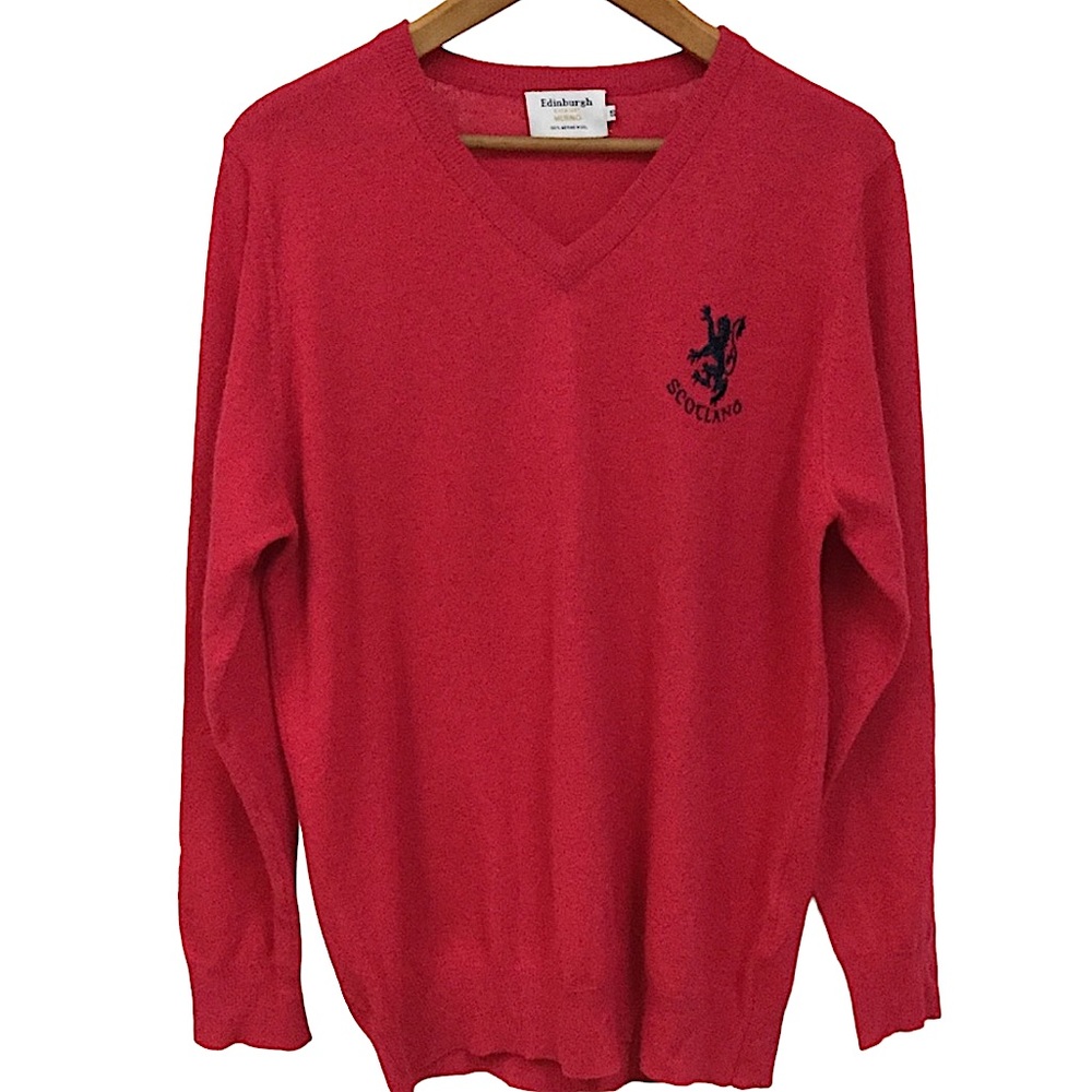 EDINBURGH Mens sz Small Wool Sweater V-Neck Long Sleeve Merino - Scotland Pink